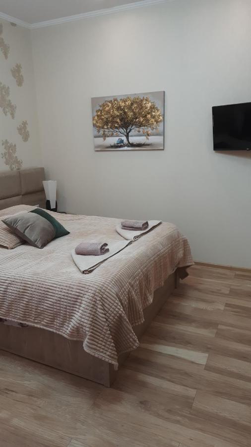 Apartment Three Bedroom In Saburtalo Tbilisi ภายนอก รูปภาพ